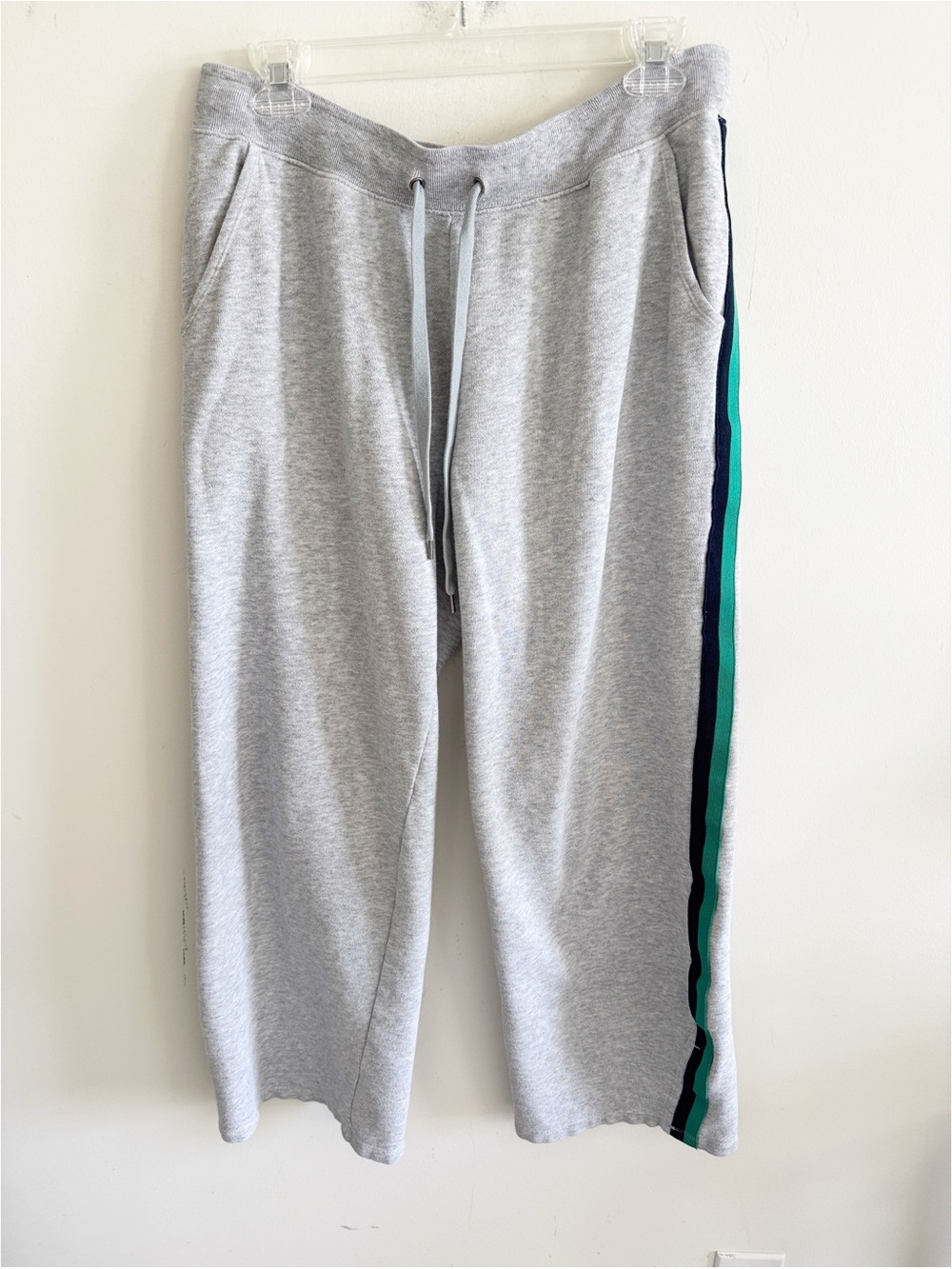 Aerie wide leg blue stripe athletic stretchy sweatpants size large